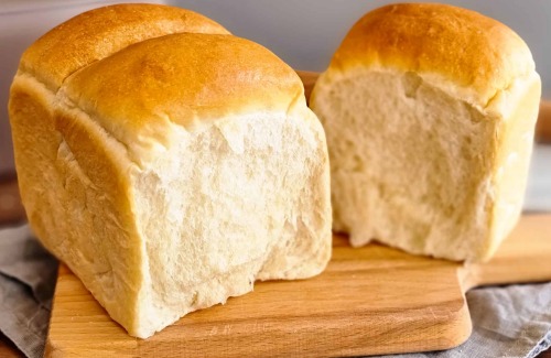 Emulsifiers solution for bakeries